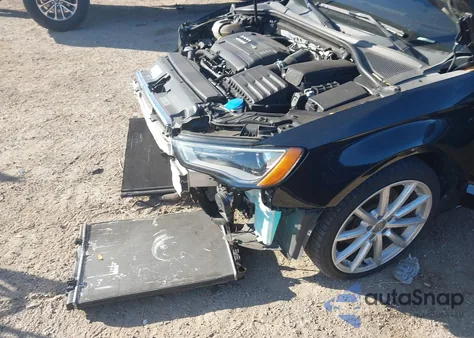 2015 Audi A3 2.0T Premium z USA, uszkodzony, nr VIN WAUEFGFFXF1020751